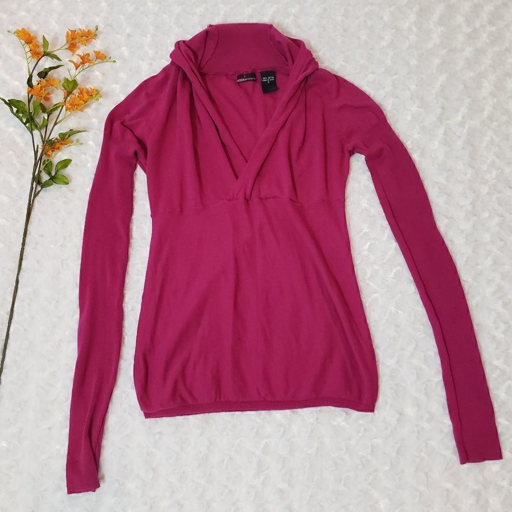 Vintage Moda International size small pink long sleeve v neck sweater